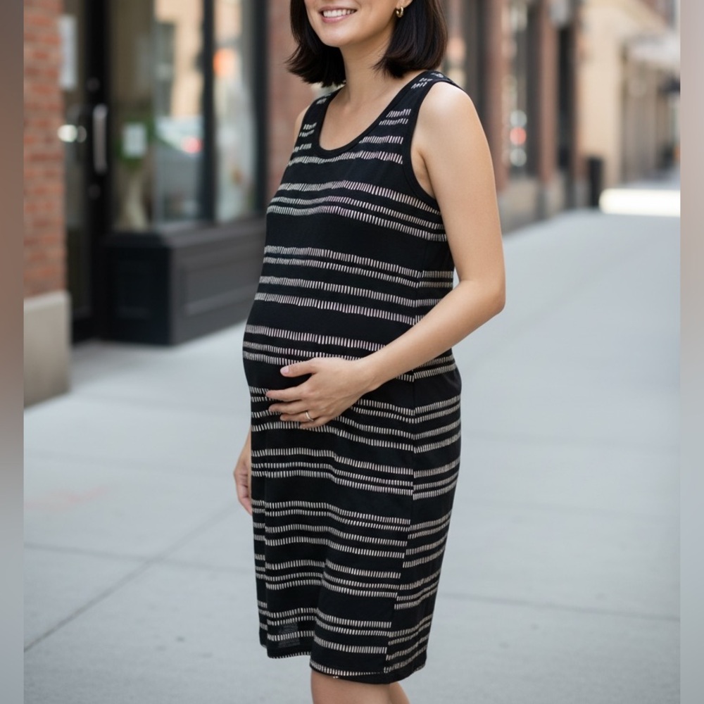 Liz Lange Black Striped Sleeveless Maternity Dress•XXL